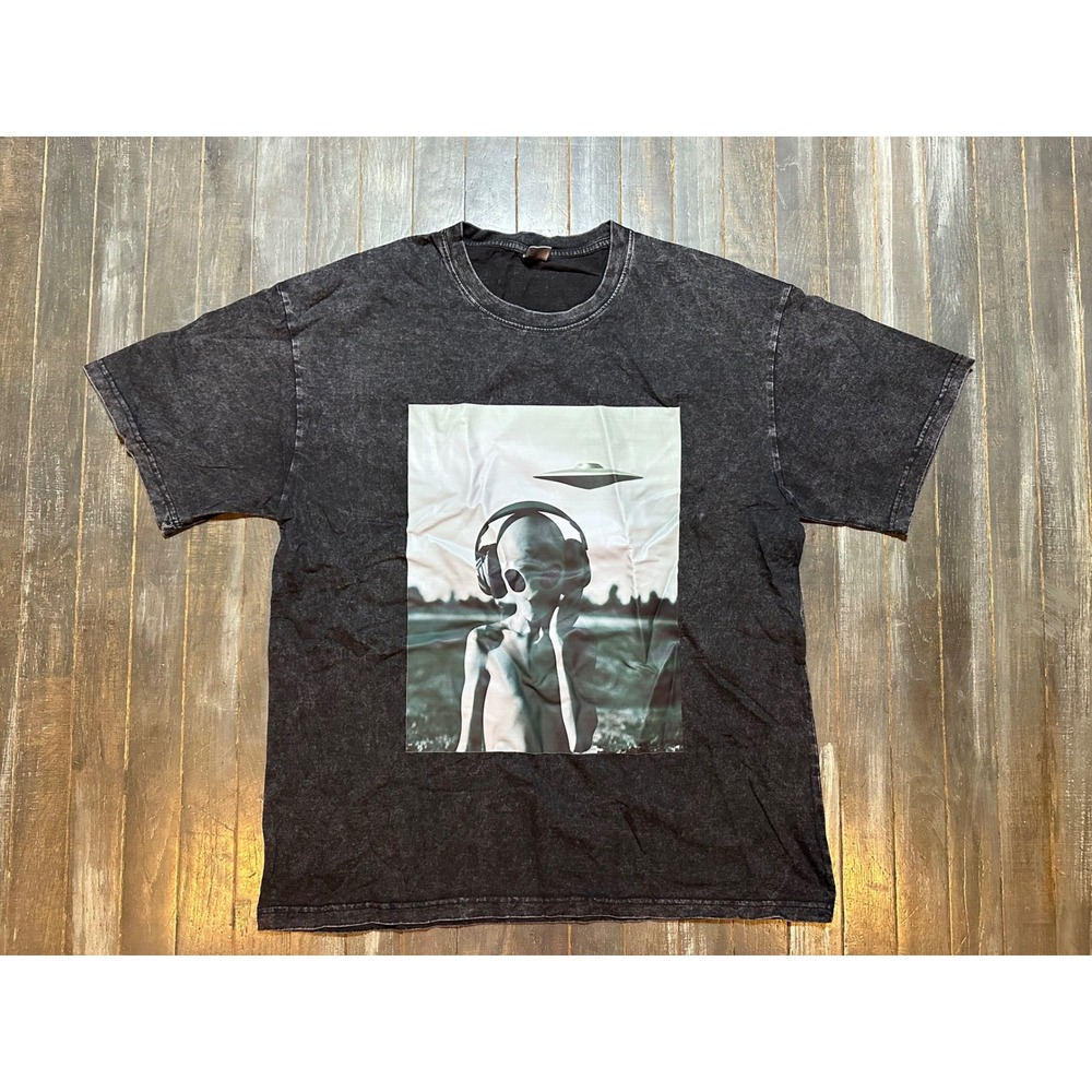 Mens Alien UFO Graphic Tee Acid Wash Black Short Sleeve Streetwear T-Shirt